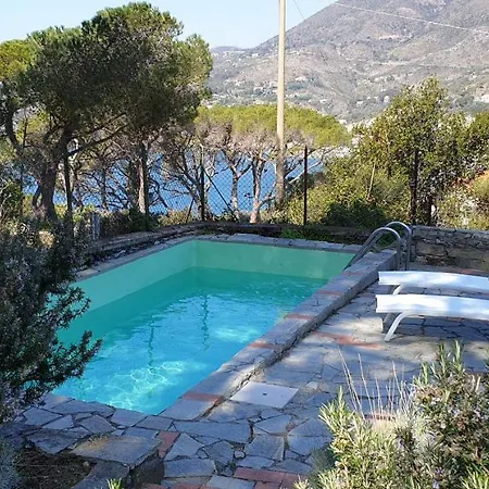 Mesco Levanto